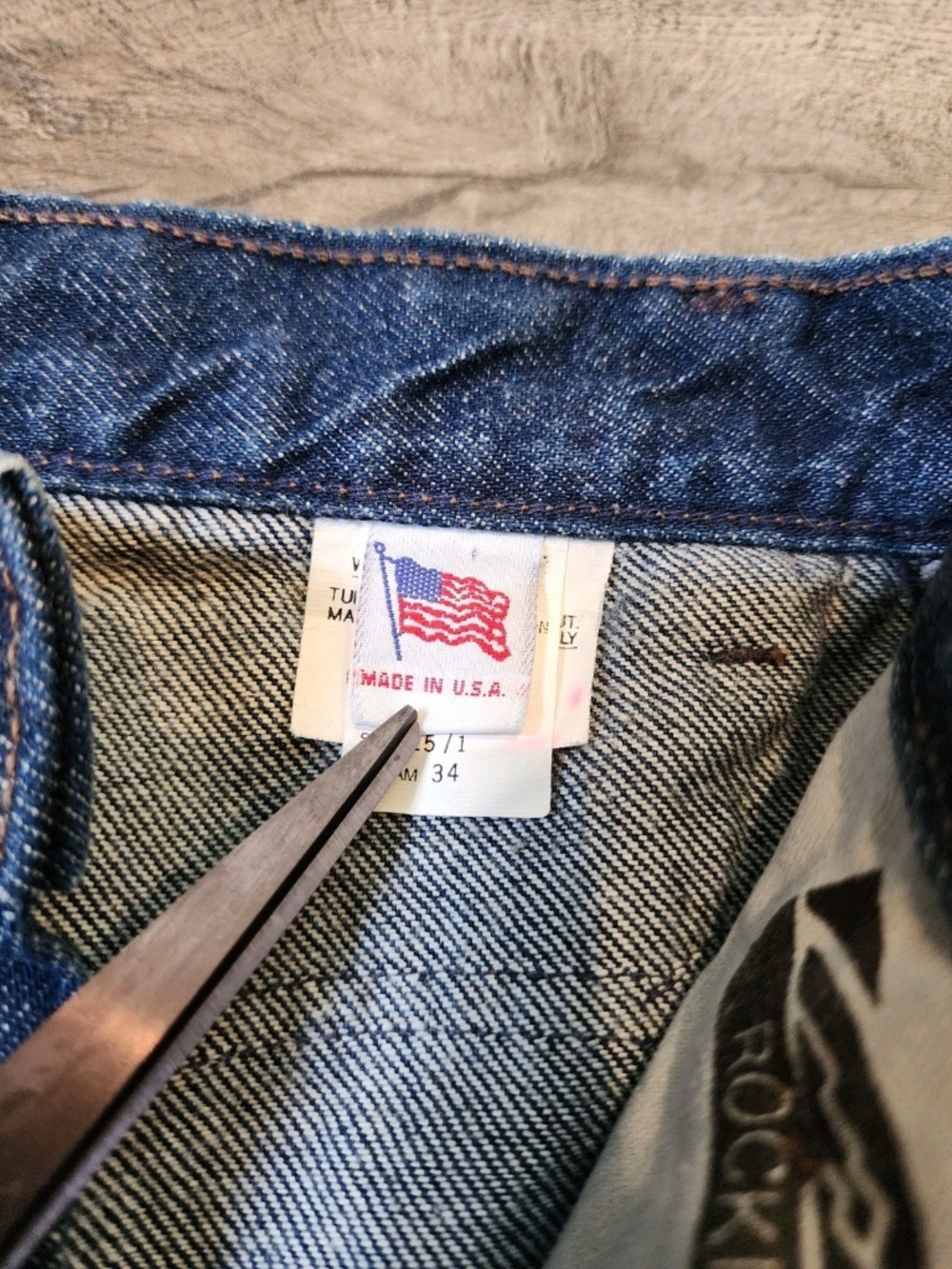 Vintage Rocky Mountain Womens Jeans High-Rise Blue Denim Floral V-Back Size 25/1 - Picture 9 of 12